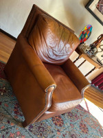 Vintage Living Spaces High End Premium All Leather Sofa Chair Retail: $900