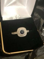 1 Karat Sapphire, Setting in White Gold