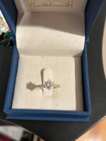 Diamond engagement ring