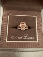 Engagement set