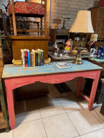 Rustic Table - Entryway - Hallway - Sofa.