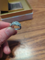 Diamond wedding ring