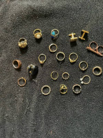 Gold tone costume jewlery