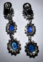 Exquisite 3 Sapphire drop earrings w/ diamonds in white gold