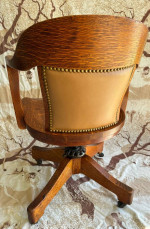 Antique ‘Tiger/Quartersawn’ Oak Bankers Swivel Office Chair circa 1929