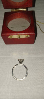 8 mm Moissanite ring