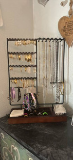 Jewelry holder