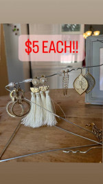CHEAP JEWELRY!! $1, $2, $5, and FREE!