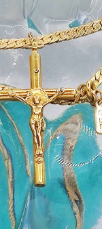 18KT Heavy Gold Plate Cross Pendant 24" Monet Chain