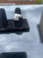 Stunning 14k White Gold Ring size 7 with Black and Regular Diamonds
