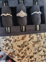 3 pice gold and dimond wedding ring