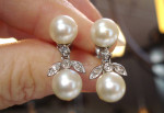 14k Yellow Gold 7mm & 8mm Double Pearl Dangle Screw-back Earrings 3/4"
