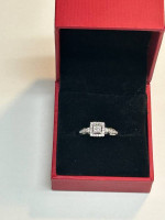 Promise/ engagement ring