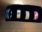 4 Unique rings
