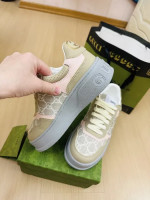 Gucci sneakers, original, size 5.