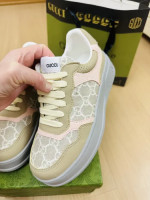 Gucci sneakers, original, size 5.