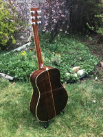 Yamaha LL16R Acoustic Guitar