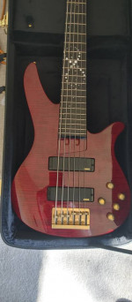 Yamaha RBX6JM John Myung Signature 6-string Bass