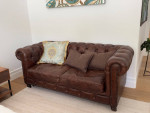++++  RESTORATION HARDWARE KENSINGTON LEATHER SOFA For Sale ++++