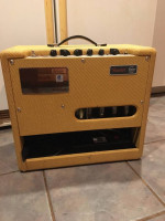 Fender Blues Junior Laquered Tweed