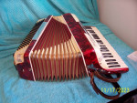 Elettra Red accordion 171/4" keys 120 bass accordion