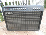 Yamaha  G100-B212 Guitar amp