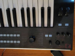 KORG R3