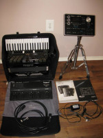Roland FR-7X Virtual Accordion & BK-7m Backing Module