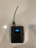 8.5/10 Shure QLXD 1 QLXD1 H50 Wireless Transmitter