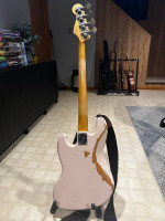 Fender Flea Artist Series Road Worn Jazz Bass