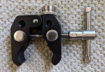 FS: CAMVATE CRAB CLAMP (5/8"-27 MICROPHONE ADAPTER)