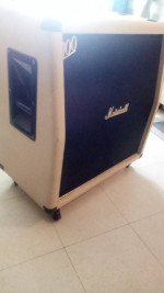 Marshall 4x12 cab "white tolex"