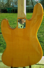 Squier Vintage Modified Jazz bass guitar