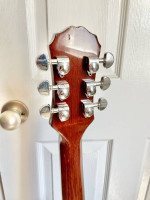 Various high(er) end guitar tuning pegs