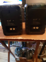 KLH 2 way indoor/outdoor  100 watts  model 980