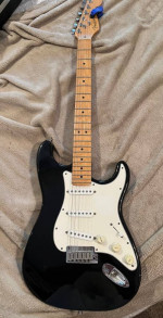 1998 Fender American Stratocaster EXC condition