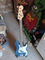 Fender Squier Precision Bass