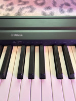 Yamaha Electric Piano 88 weighted keys