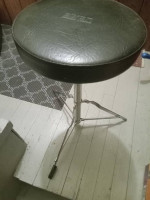 Dixon Drum Throne