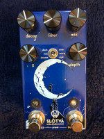 Walrus Audio SLOTVA with box