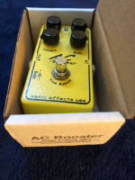 XOTIC AC Booster Pedal with box