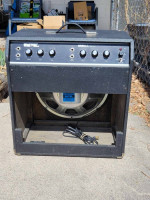 Vintage Univox MiniMax U4100 1x15 Amp