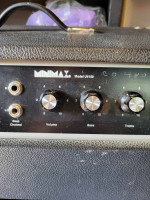 Vintage Univox MiniMax U4100 1x15 Amp