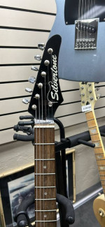 Silvertone strat