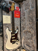 Fender american ultra stratocaster mint