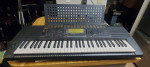 Yamaha PSR-520 Keyboard W/ Music Sheet Holder