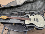 Godin Radiator w/ OHSC and locking tuners