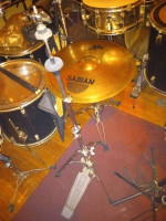 Pearl Hi Hat Stand with TAMA Rockstar Snare Drum