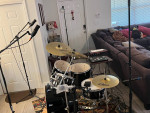 Pearl Roadshow + Zildjian Cymbals + xtra hardware