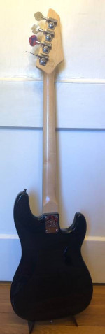 Lefty P Bass w/bag